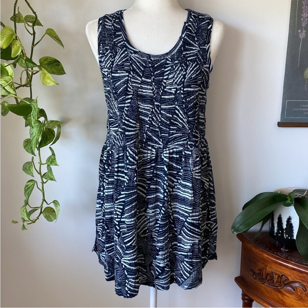 Anthropologie Riley Smocked Tunic Navy & Gray Size Medium